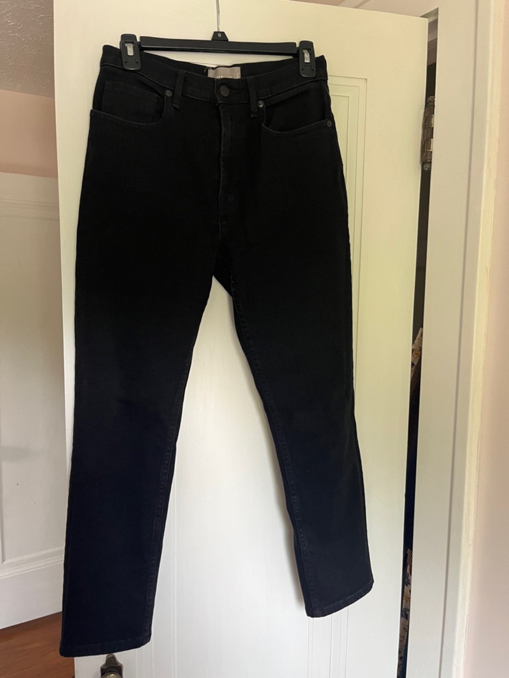 Everlane women’s ankle jeans.
